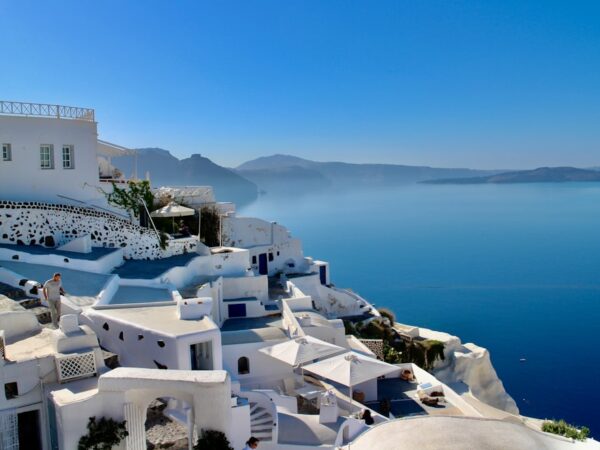 Inspirerende canvas ideeën uit Santorini om de zomer vast te houden
