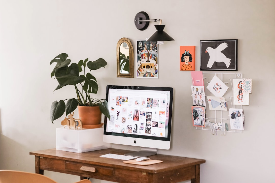 Productief werken in stijl: upgrade je werkkamer dit najaar